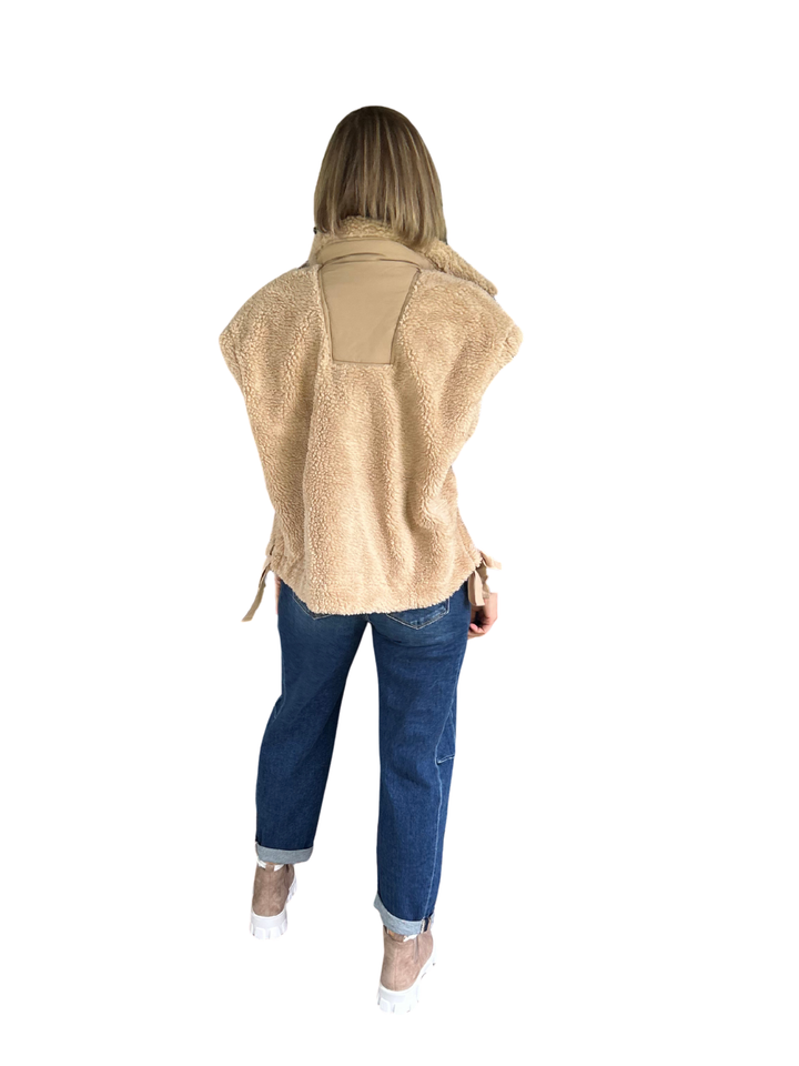 Toasty Sherpa Vest- BEIGE