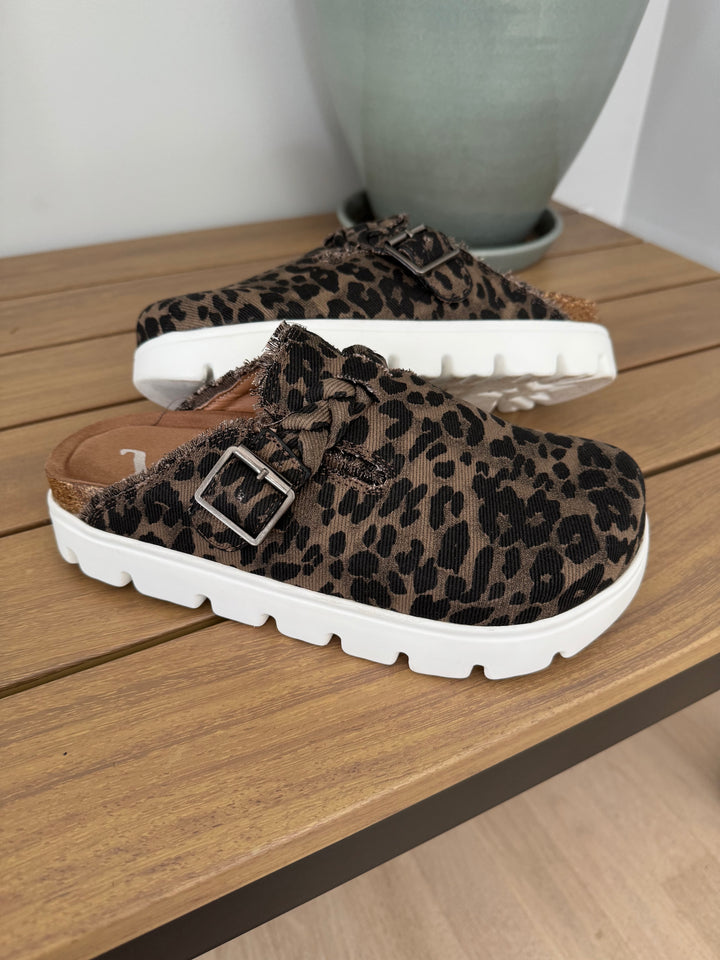Cassie Comfort Clog- LEOPARD