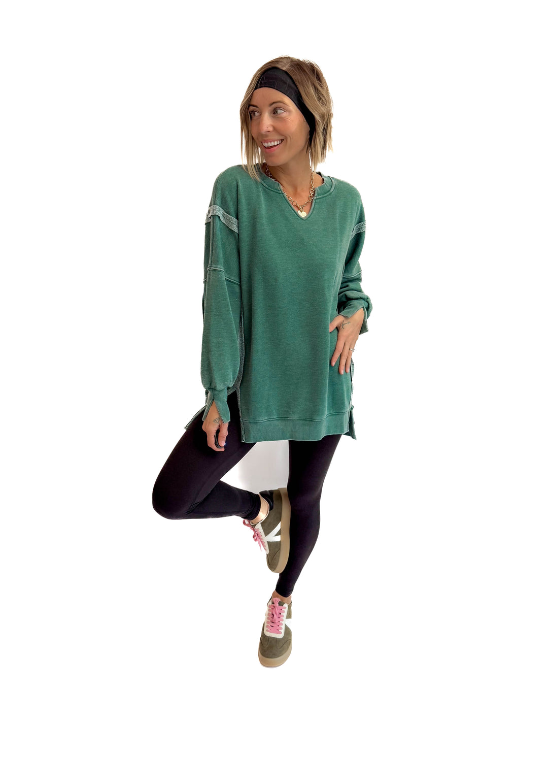 The Comfy Cut Sweatshirt- HUNTER GREEN