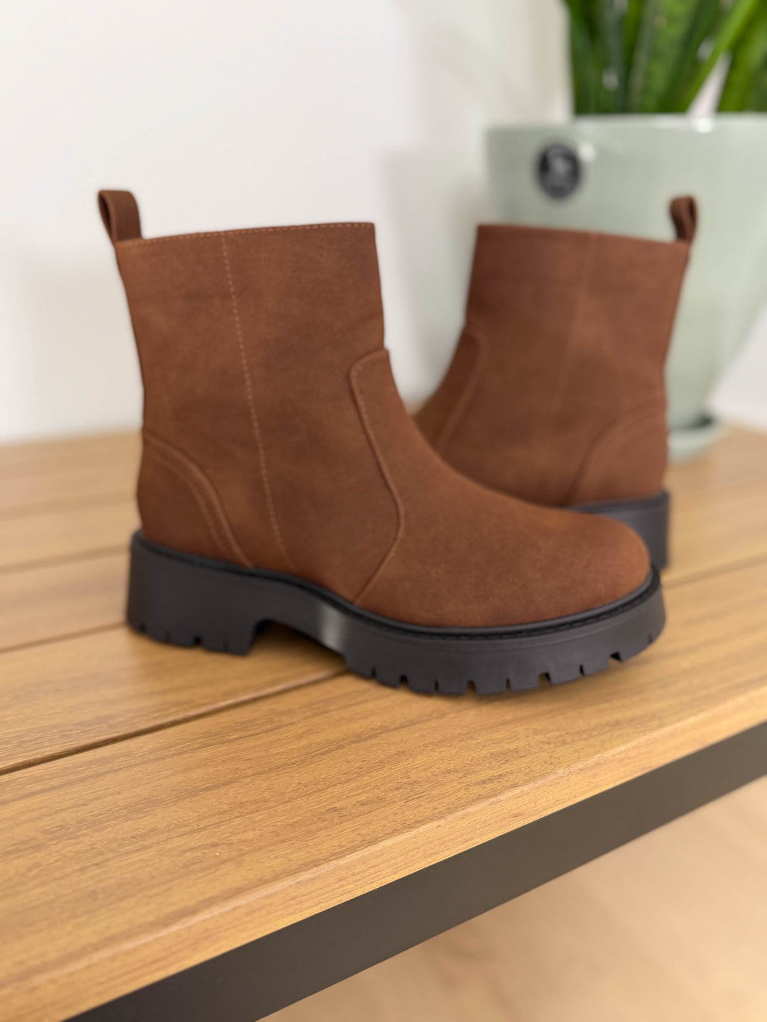 Irwin Boot- BROWN