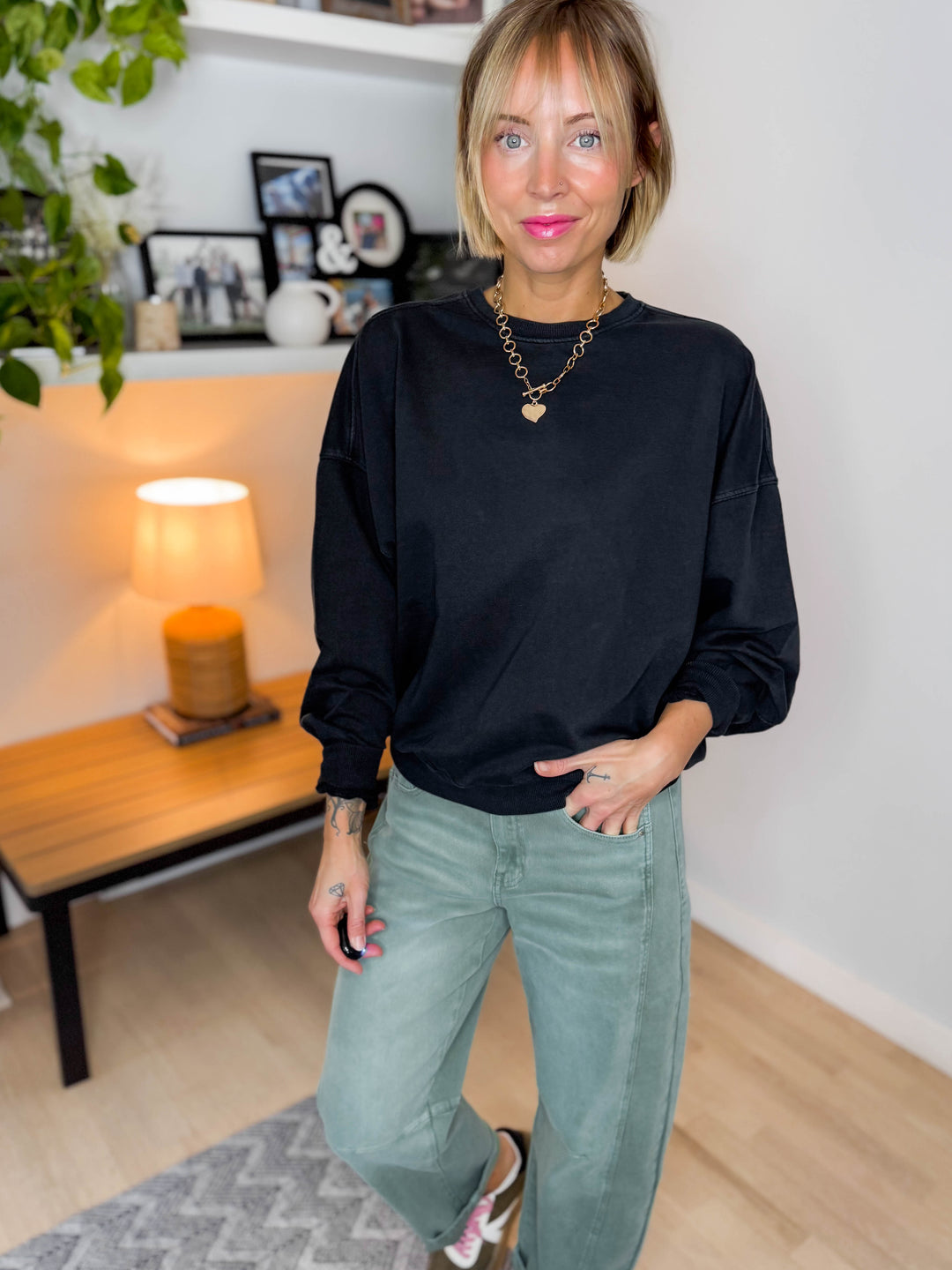 Madison Washed Cotton Pullover- BLACK