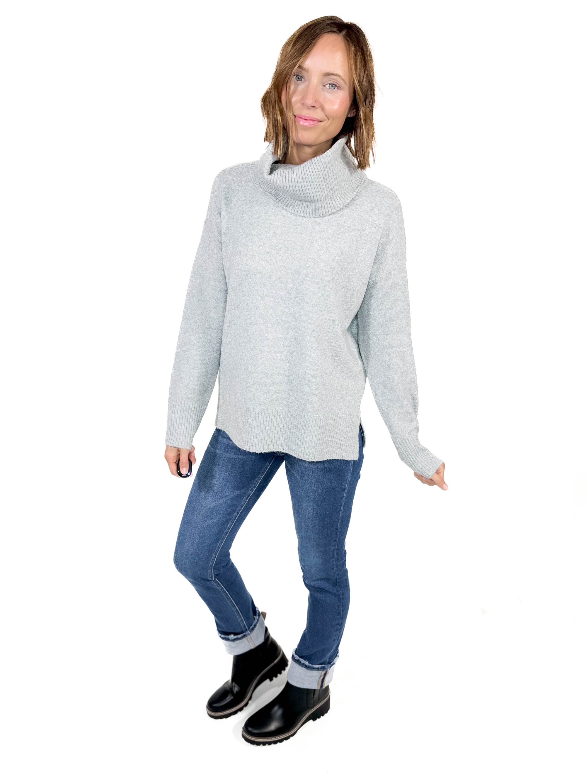 VERO MODA Doffy Cowlneck Sweater- LIGHT HTHR GREY -FINAL SALE