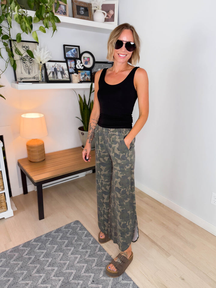 Vivian Cotton Tulip Washed Camo Relaxed Fit Jean- CAMO