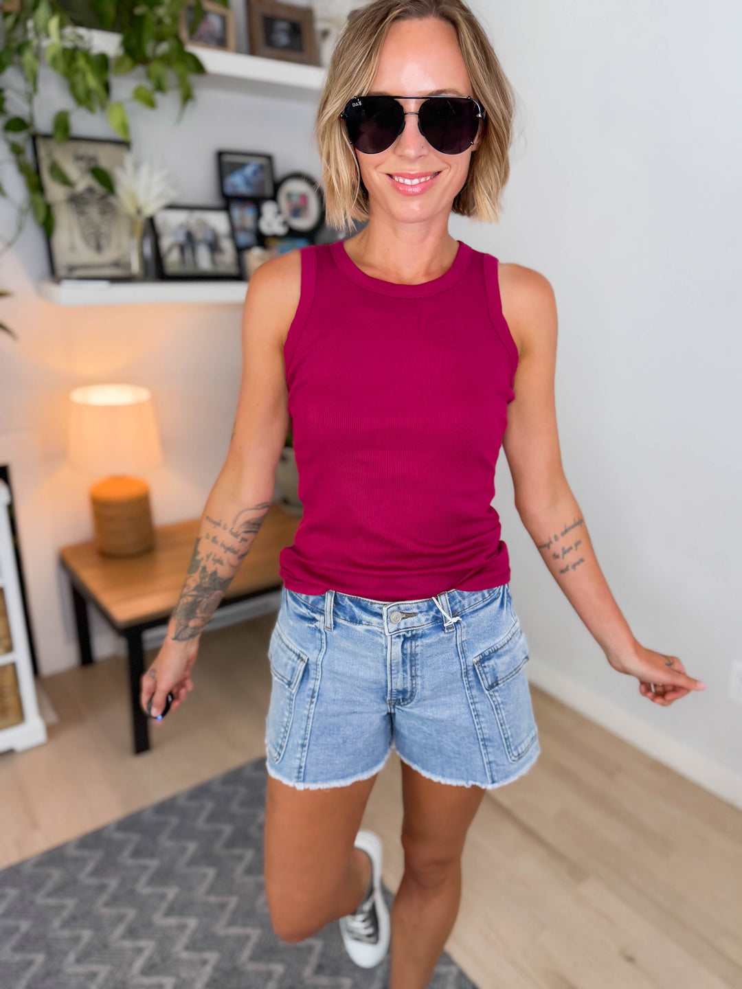 VERVET Madigan Boyfriend Cargo Shorts- MEDIUM WASH
