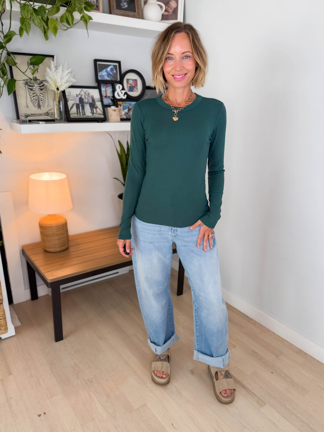Tansy Basic Crewneck Longsleeve Knit Top- FOREST GREEN