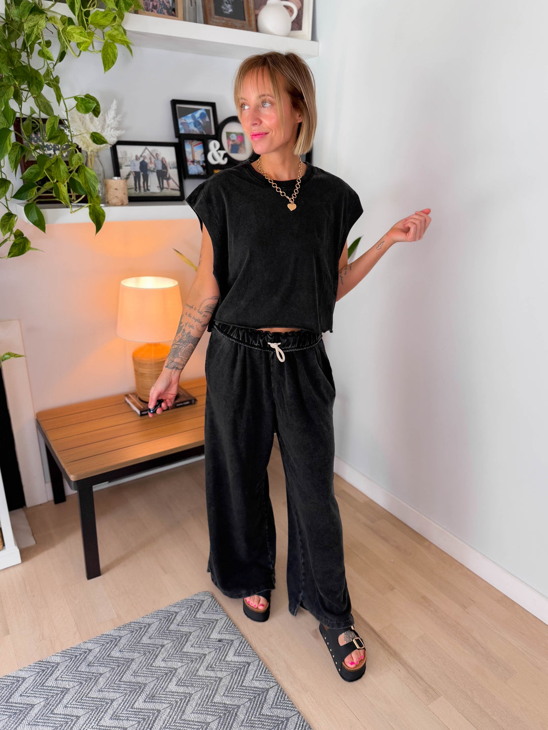 Moonlight Cotton Short Sleeve Crop- BLACK