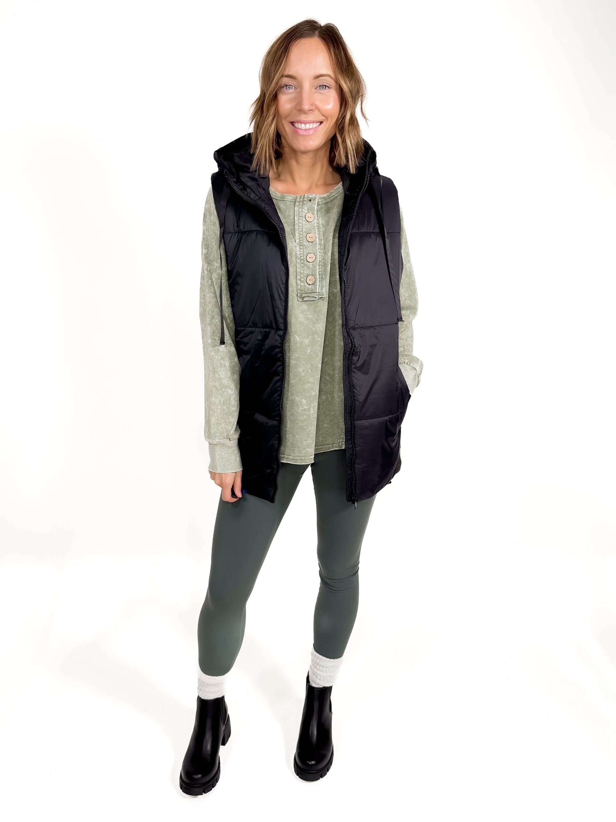 MONO B In The Pines Puffer Vest- BLACK