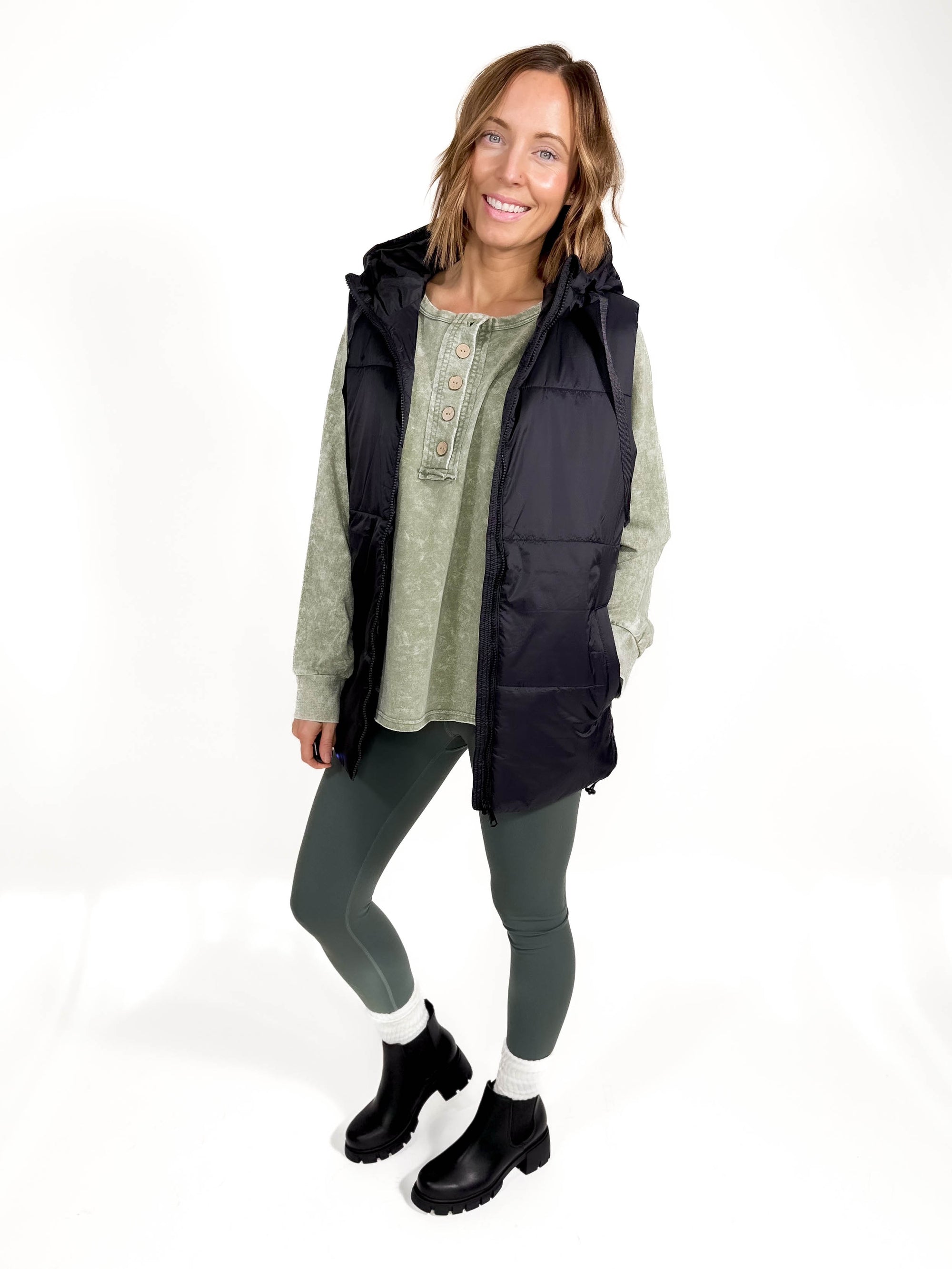 MONO B In The Pines Puffer Vest- BLACK