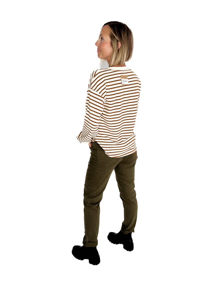 Vega Stripe Button Henley- BROWN
