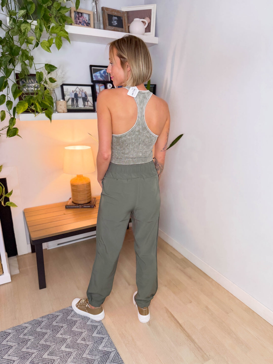 Basic Halter Brami- ASH OLIVE