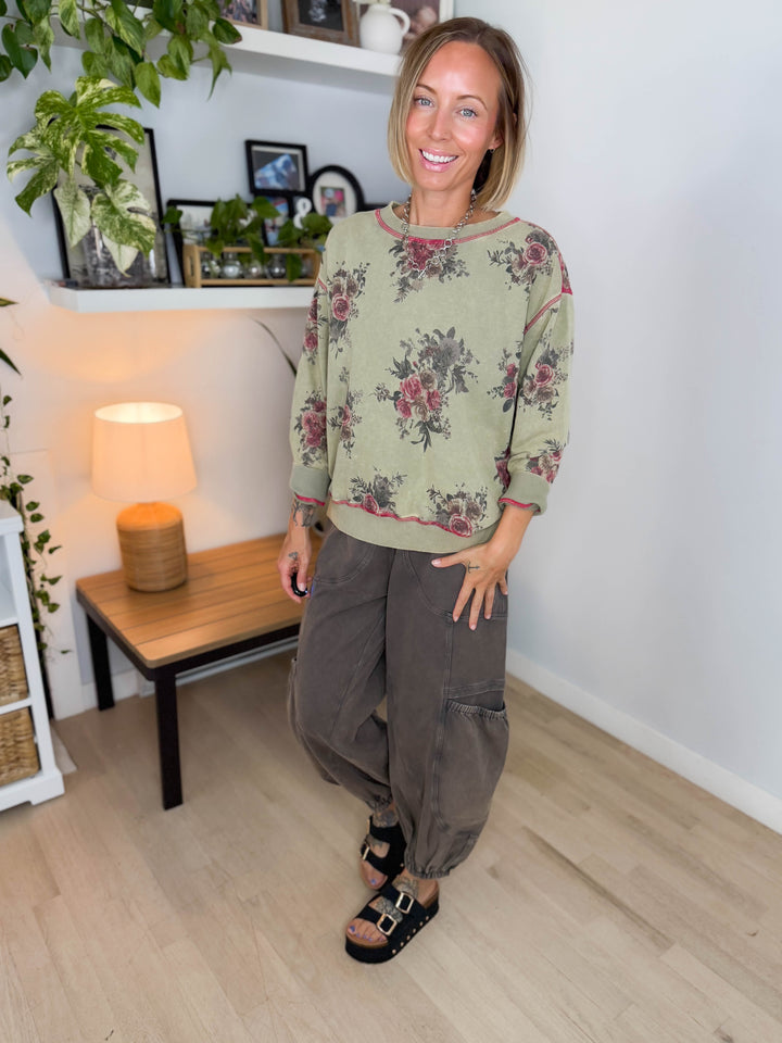 Nutmeg Floral Pullover- GREEN OLIVE