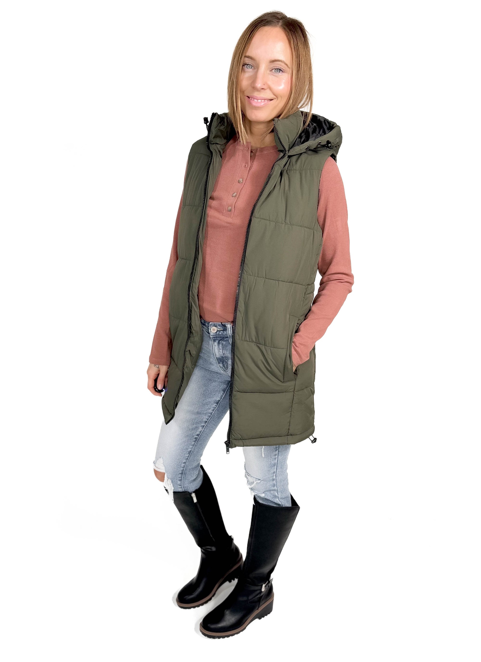 NOISY MAY Aurora Hooded Vest- DUSTY OLIVE