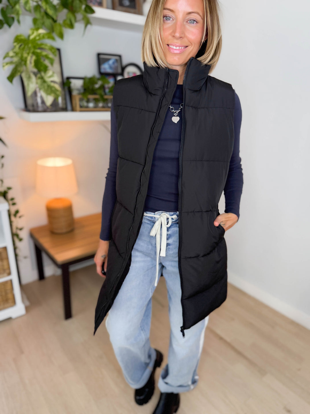 NOISY MAY Rosy Long Puffer Vest- BLACK