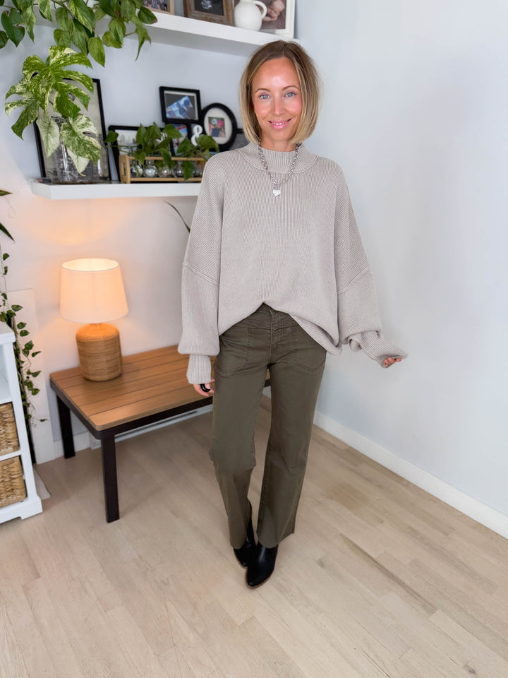 Frosted Pines Oversized Side Slit Sweater- HTHR MOCHA