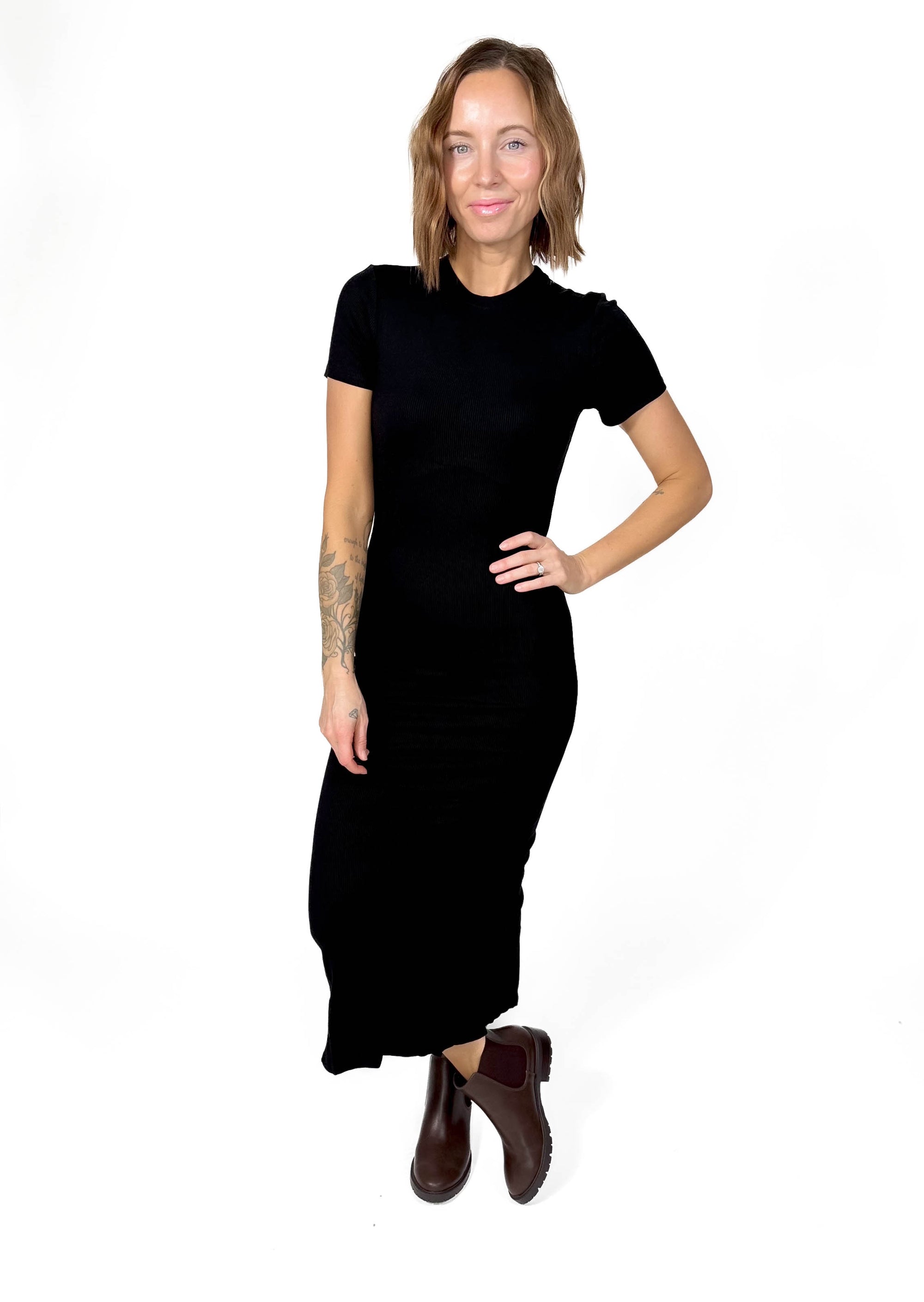 Merry Ribbed Midi Dress- BLACK