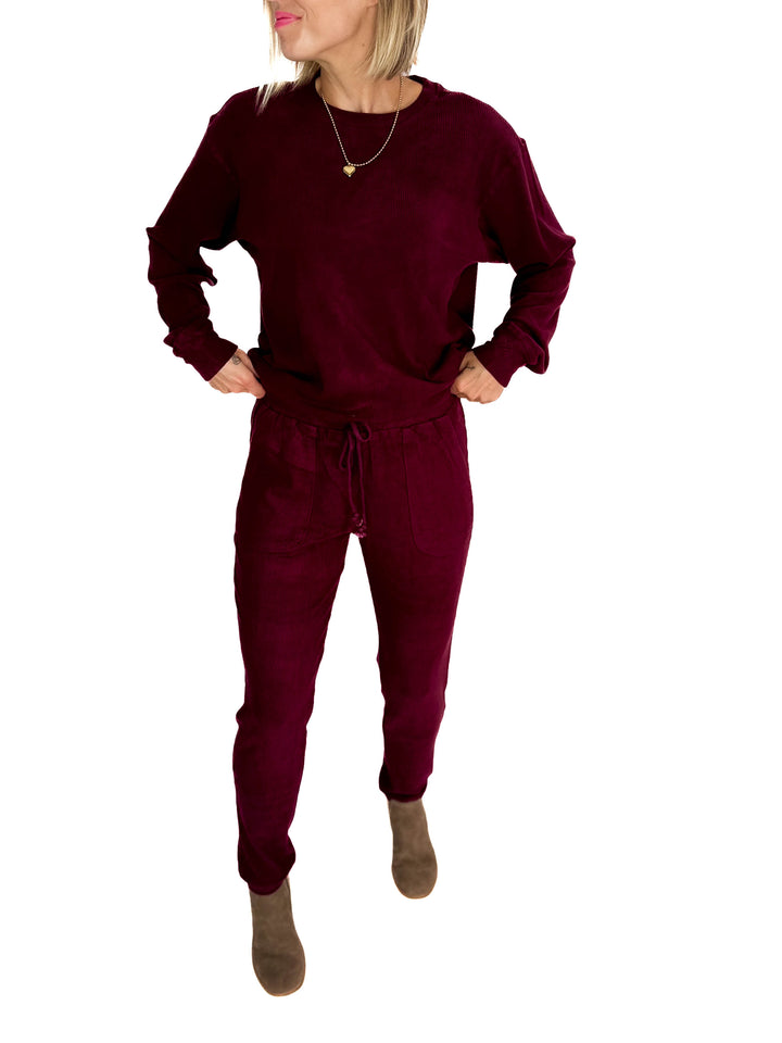 MICHELLE MAE Corrine Joggers- BURGUNDY