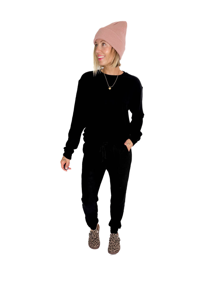 MICHELLE MAE Corrine Joggers- BLACK