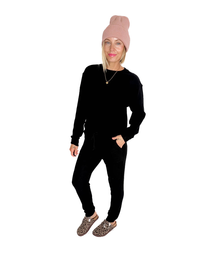 MICHELLE MAE Corrine Joggers- BLACK