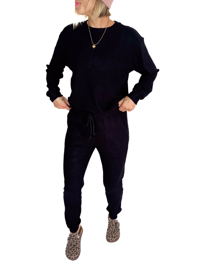 MICHELLE MAE Corrine Joggers- BLACK
