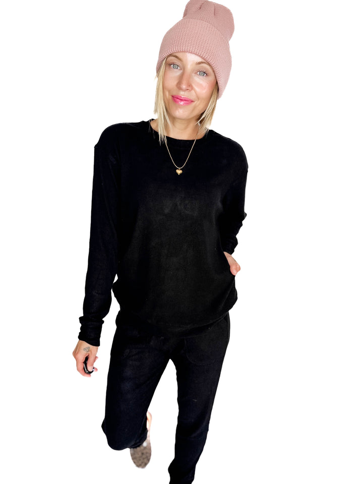 MICHELLE MAE Corrine Ribbed Pullover Long Sleeve- BLACK