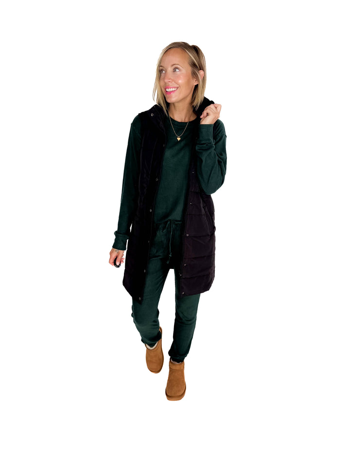 MICHELLE MAE Harlow Cling-Free Longline Vest- BLACK