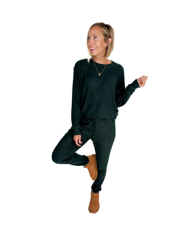 MICHELLE MAE Corrine Ribbed Pullover Long Sleeve- FOREST GREEN