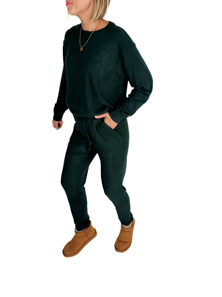 MICHELLE MAE Corrine Ribbed Pullover Long Sleeve- FOREST GREEN