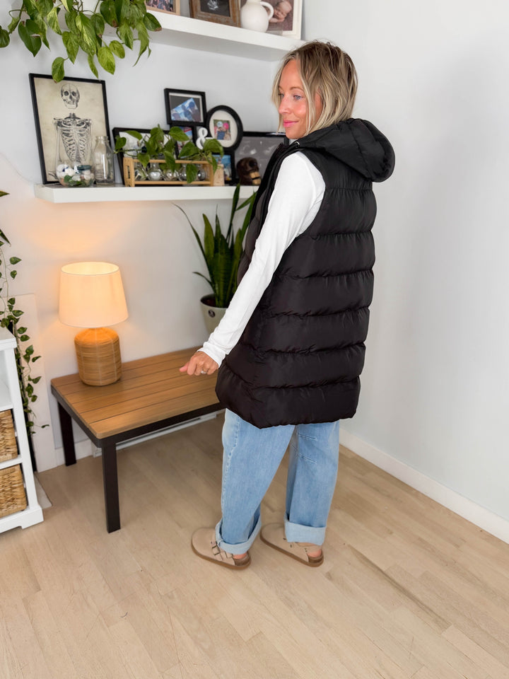 Everest Hooded Puffer Vest- BLACK