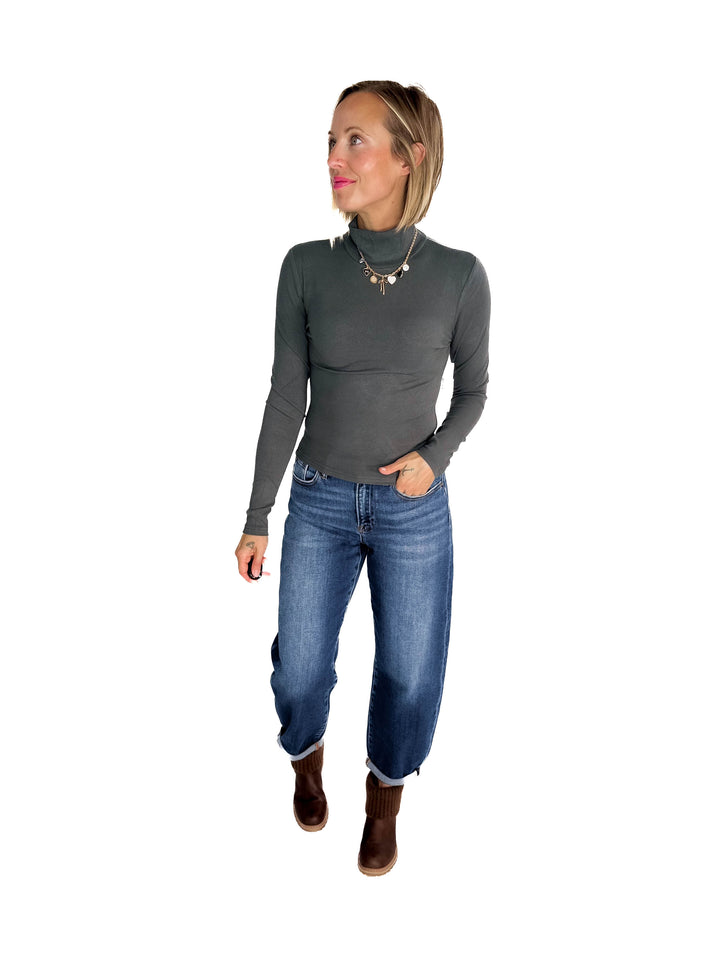 MONO B Linley Ribbed Mock Neck- URBAN GREY