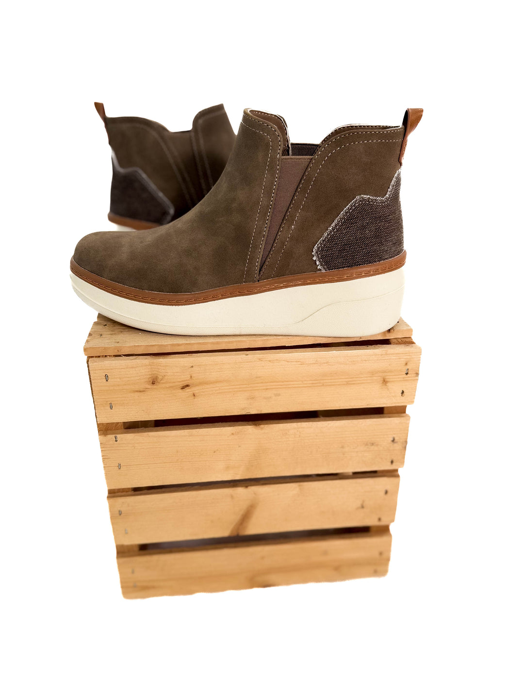 BLOWFISH Charming Slip On Sneaker- WOODSMOKE
