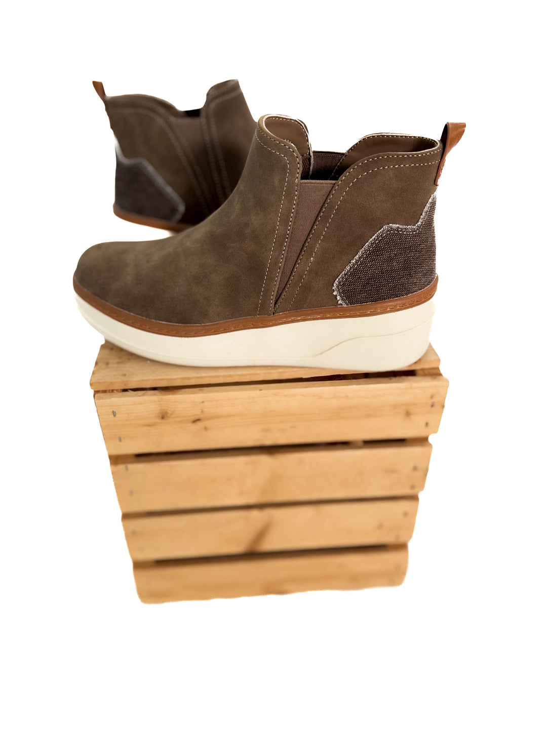 BLOWFISH Charming Slip On Sneaker- WOODSMOKE