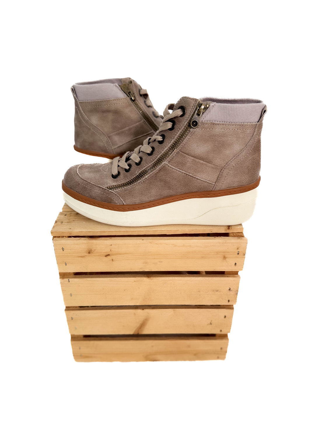 BLOWFISH Camden Side Zip Sneaker- TAUPE
