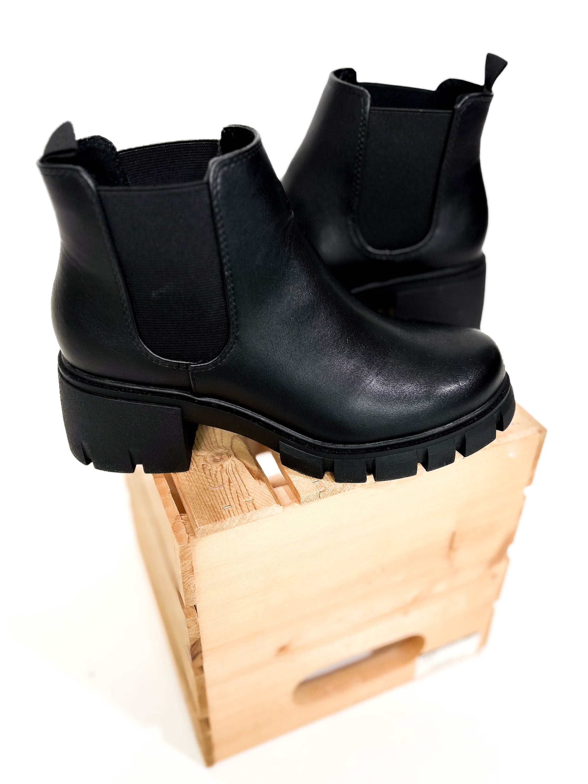 Kamely Lug Boot- BLACK -FINAL SALE