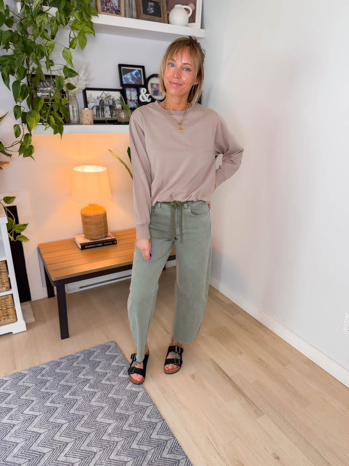 Mono B Quinn Mineral Cloud Bubble Hem Pullover- SILKEN TAUPE