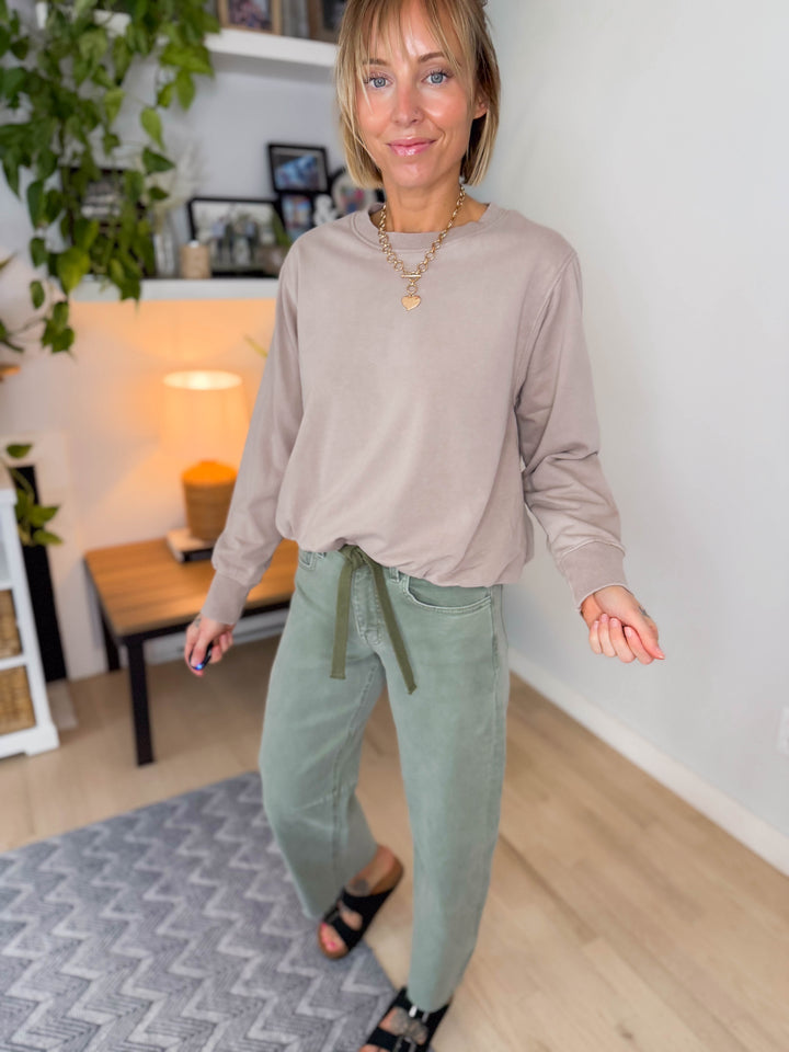 Mono B Quinn Mineral Cloud Bubble Hem Pullover- SILKEN TAUPE