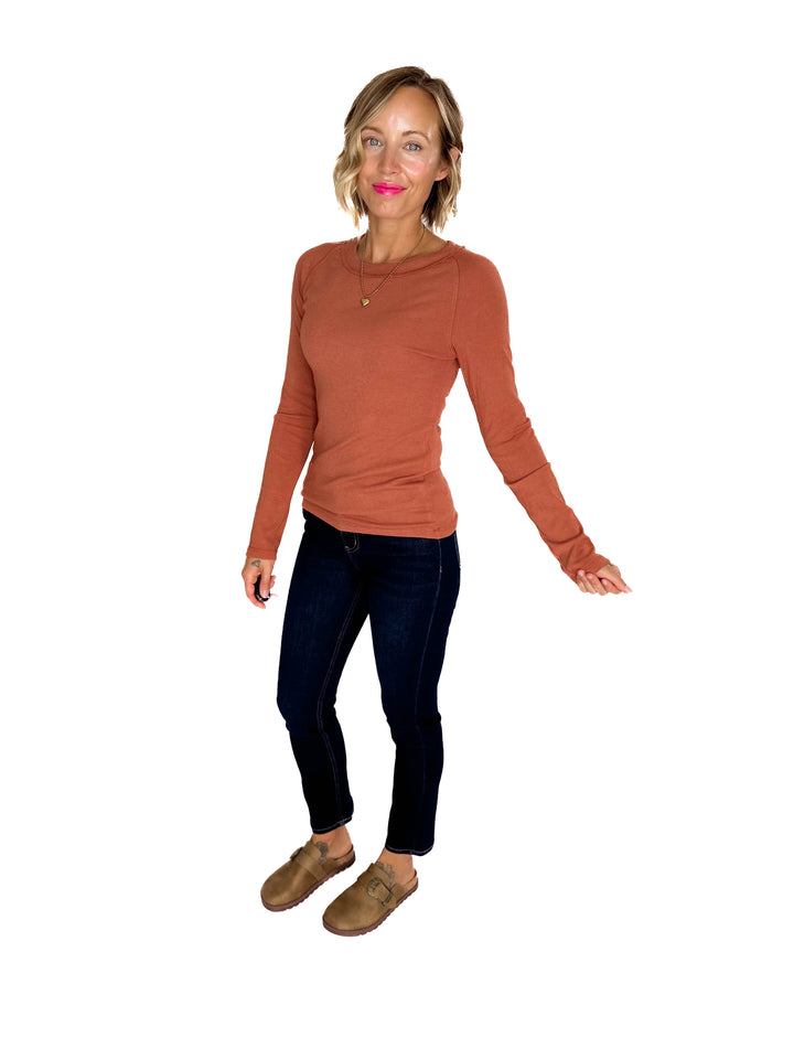 Cullen Raglan Sleeve Top- TERRACOTTA