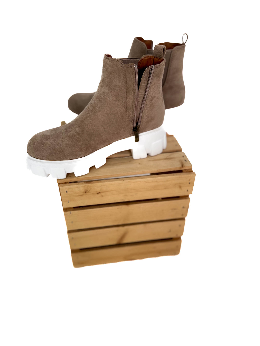 Birch Trail Boot- TAUPE