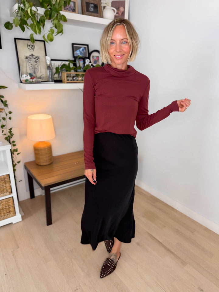 Maxine Soft Knit Turtleneck Long Sleeve Tee- WINE