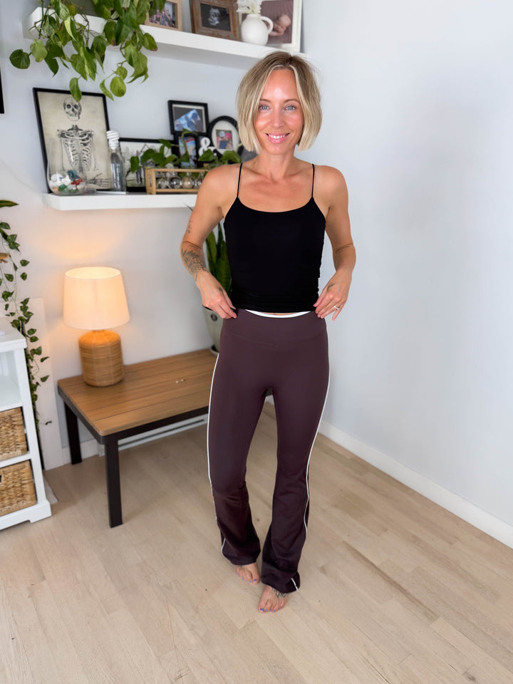 MONO B Stitch Piping Flare Legging- COFFEE BEAN