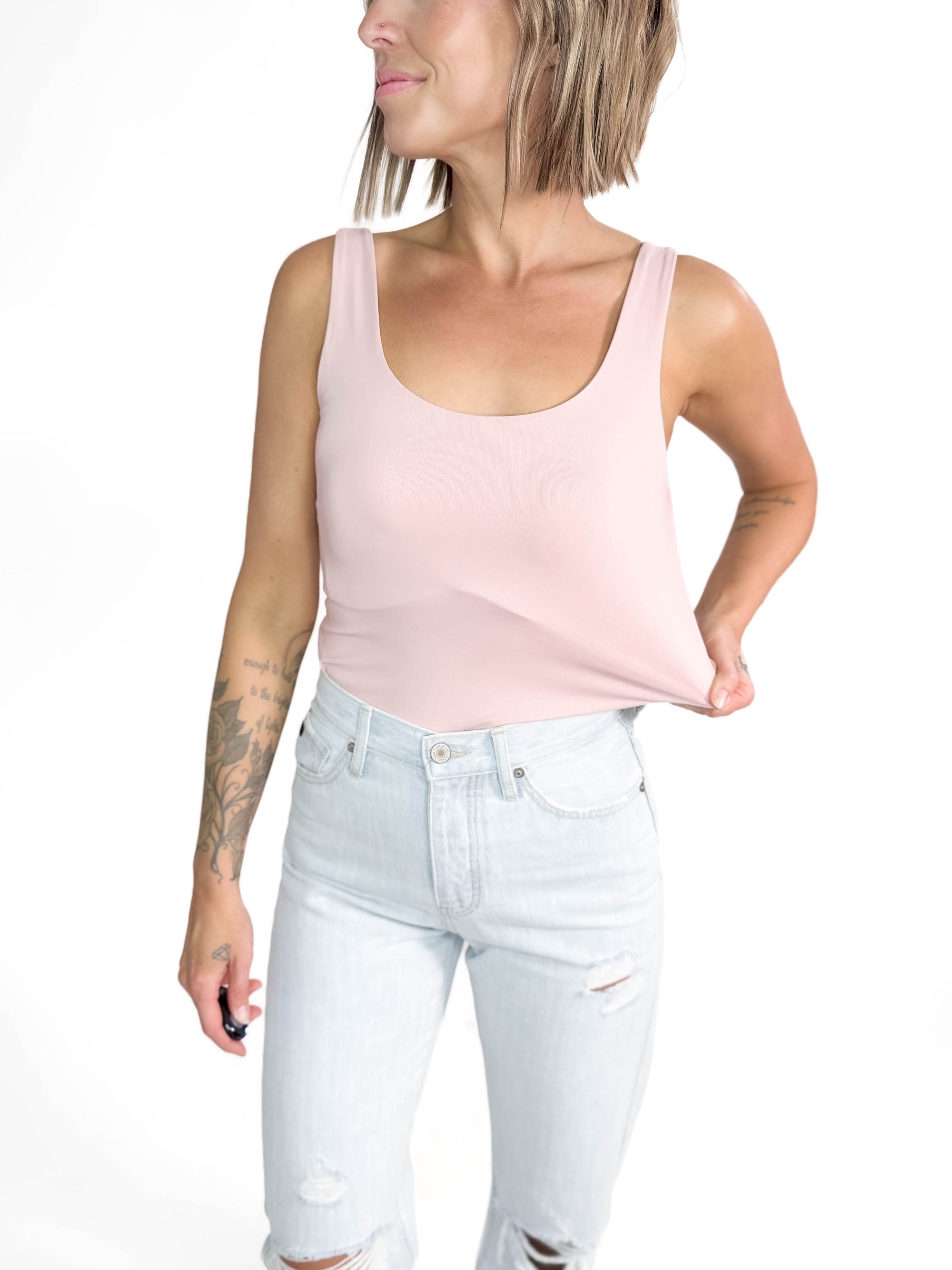 Tae Scoop Neck Bodysuit- ROSE