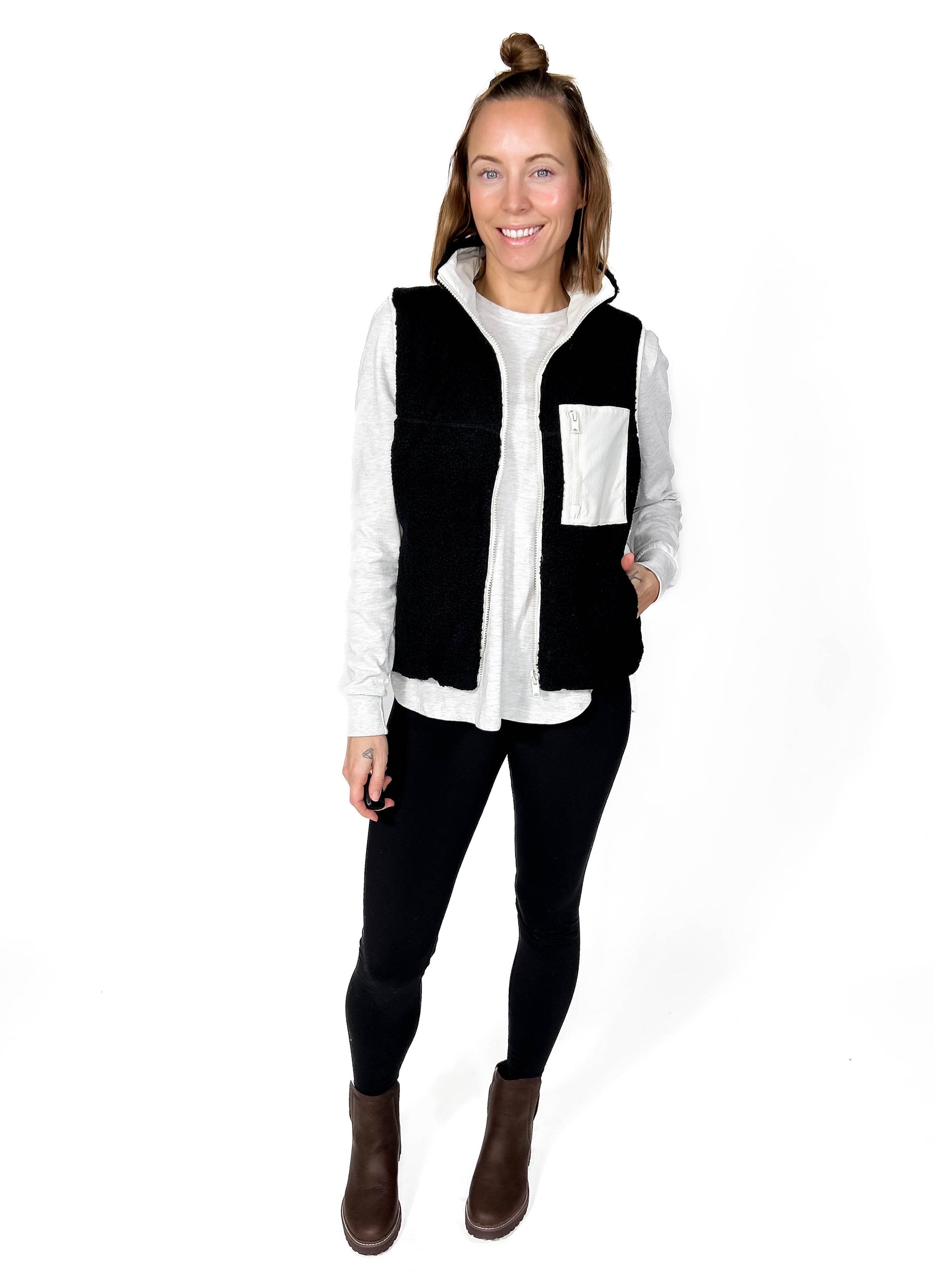 Tyson Sherpa Reversible Vest- BLACK