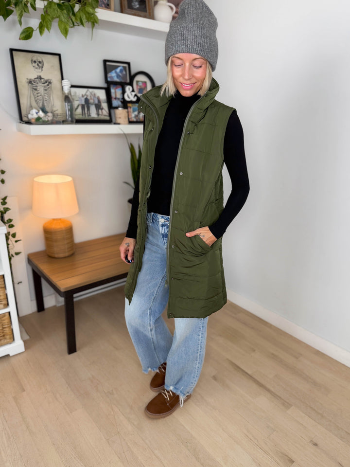 MICHELLE MAE Harlow Cling-Free Longline Vest- DARK OLIVE