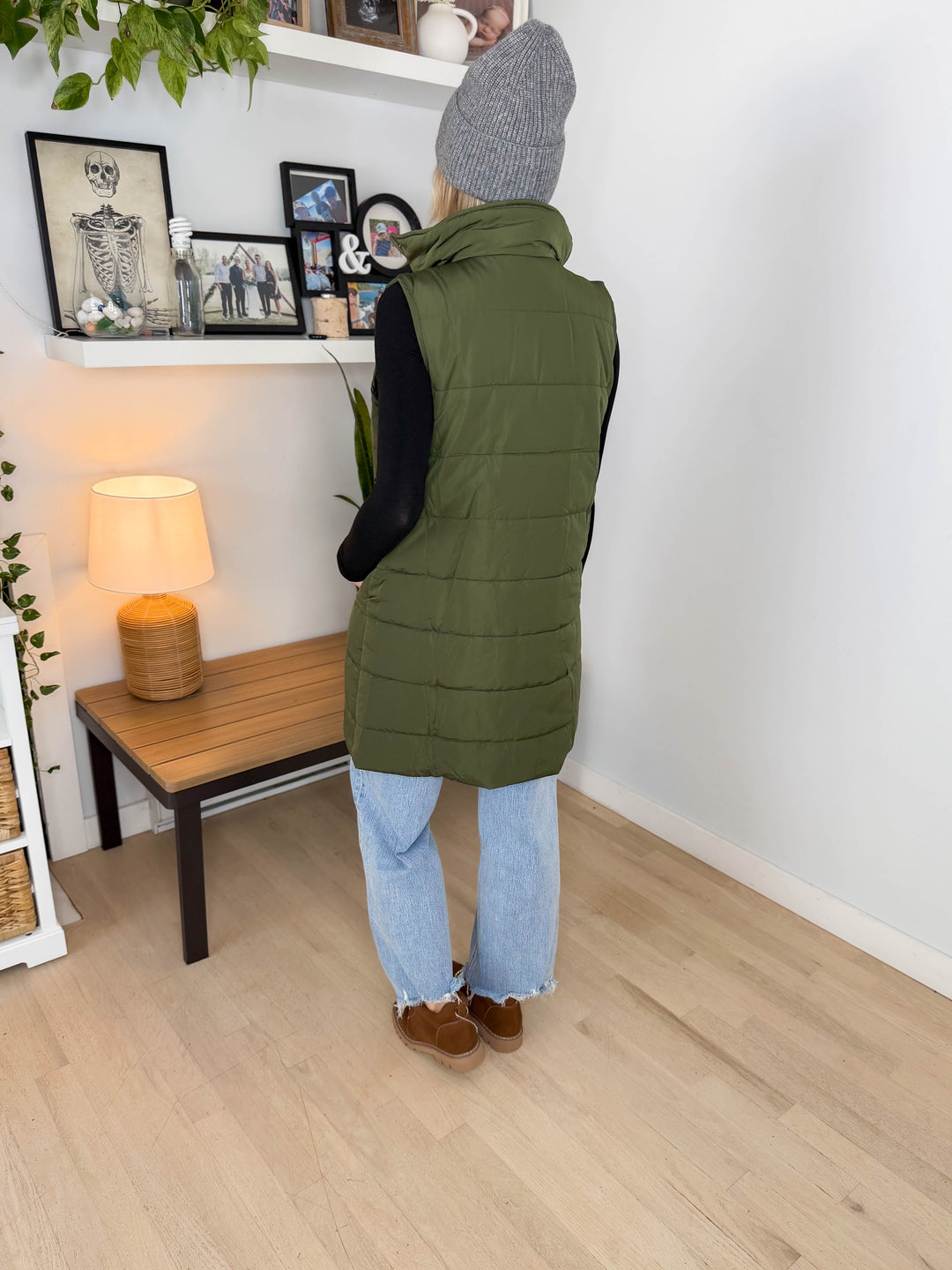 MICHELLE MAE Harlow Cling-Free Longline Vest- DARK OLIVE