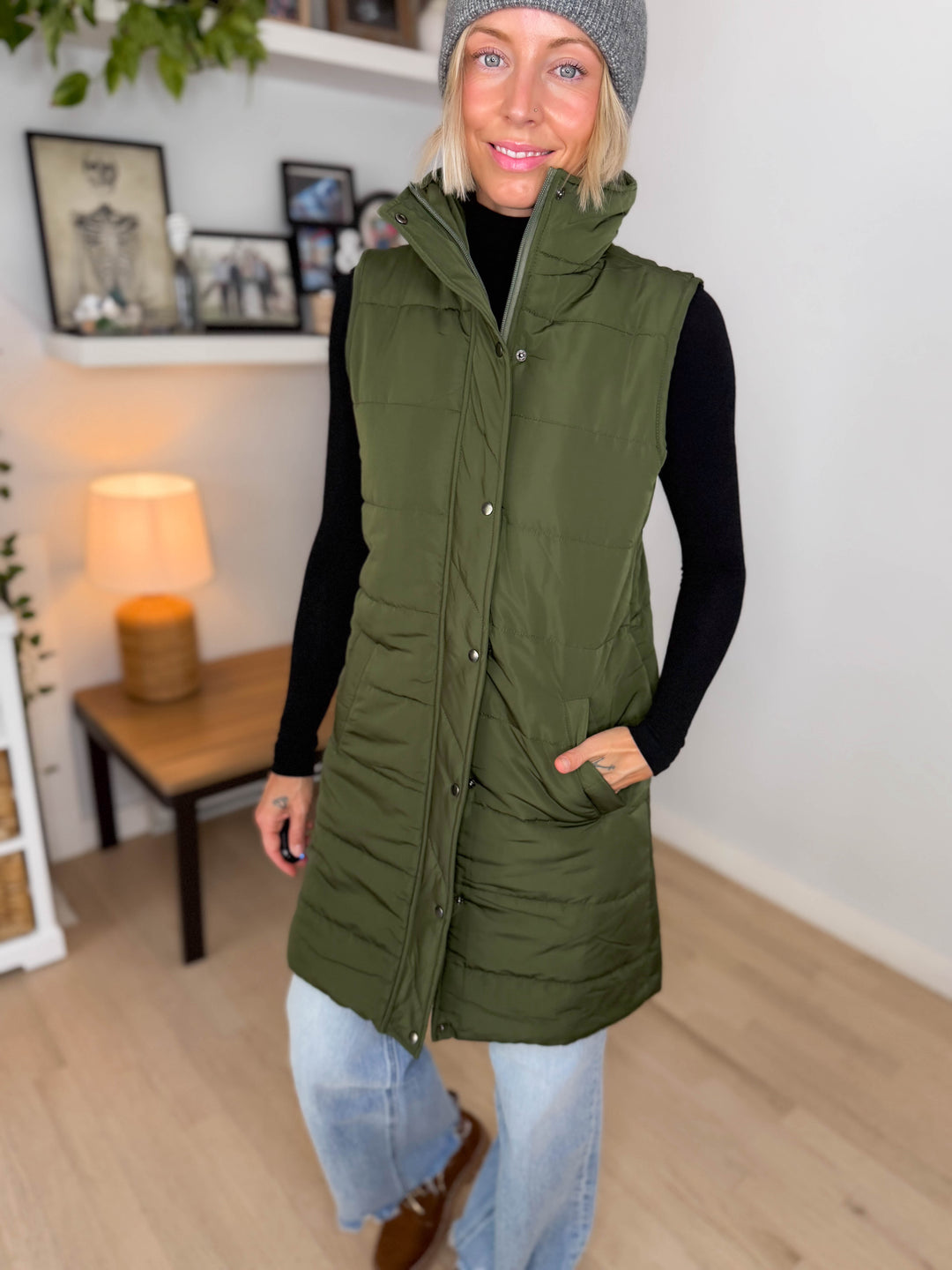 MICHELLE MAE Harlow Cling-Free Longline Vest- DARK OLIVE