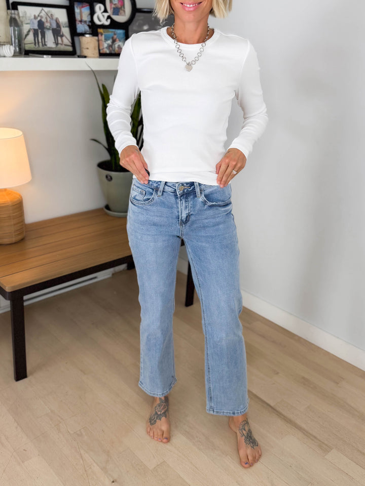 Vervet Goldleaf Mid Rise Relaxed Straight Leg- LIGHT WASH