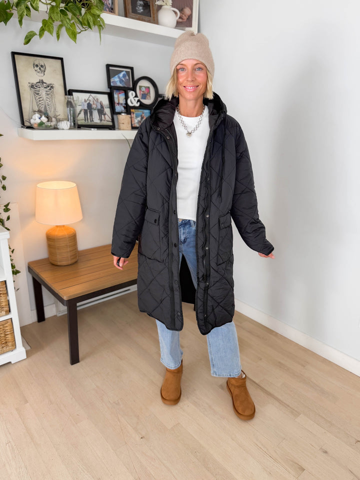 Applewood Long Line Puffer Coat- BLACK