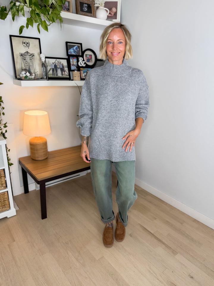 Forage Mockneck Oversized Sweater- HEATHER GREY