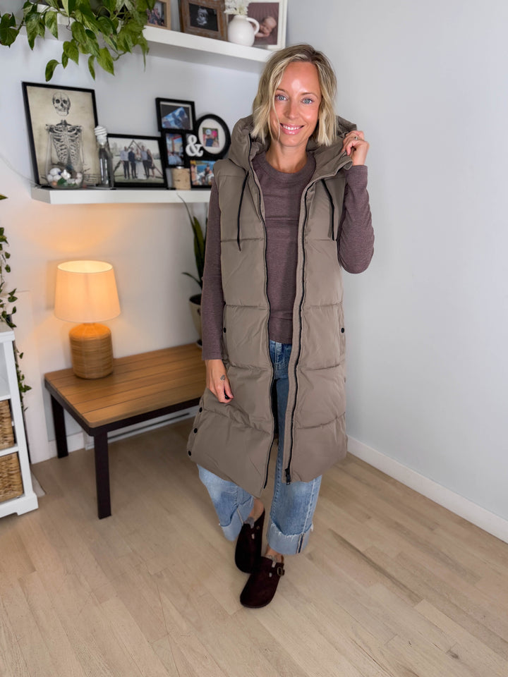 ONLY Blair Long Hooded Puffer Vest- WALNUT