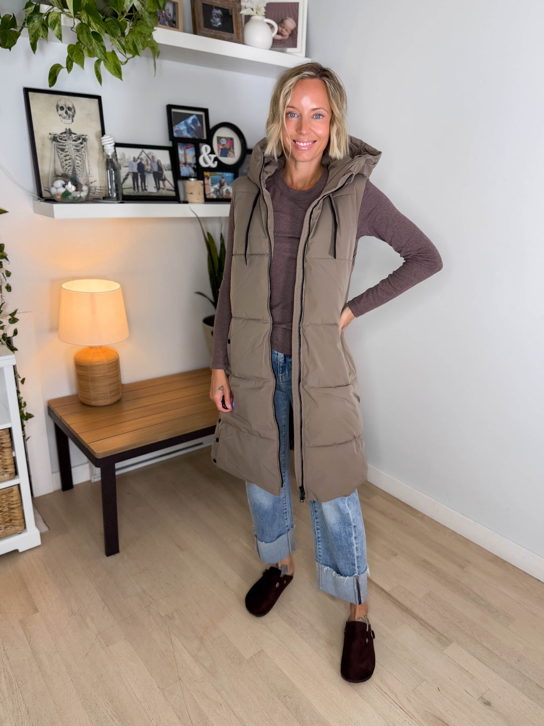 ONLY Blair Long Hooded Puffer Vest- WALNUT
