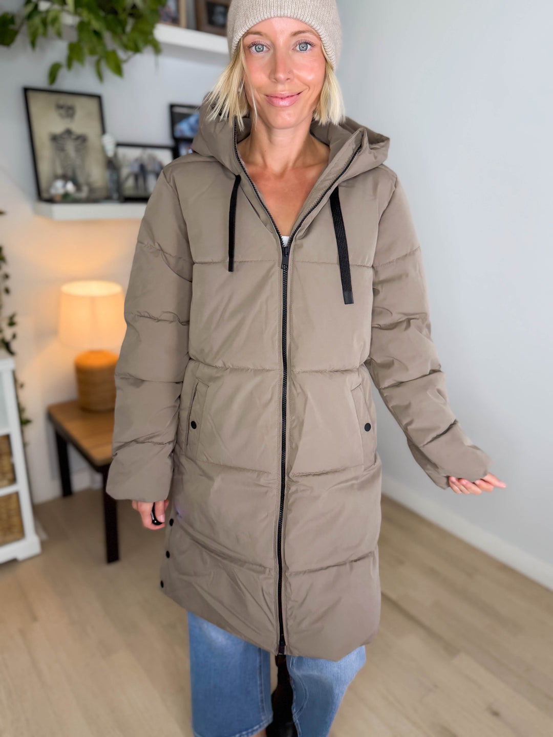ONLY Blair Long Hooded Puffer Jacket- WALNUT